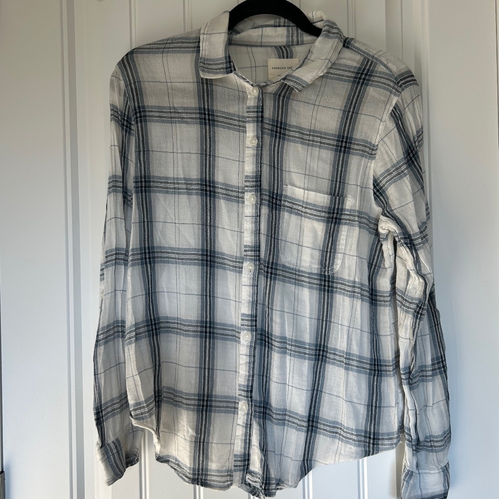 American Eagle Light Weight Flannel Boyfriend Fit Womens Small